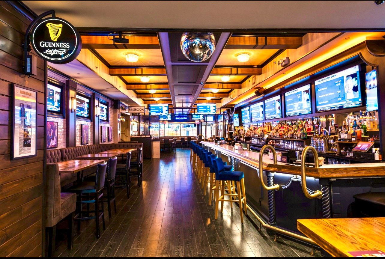 Blue Haven South bar interior x booth seating x tvs