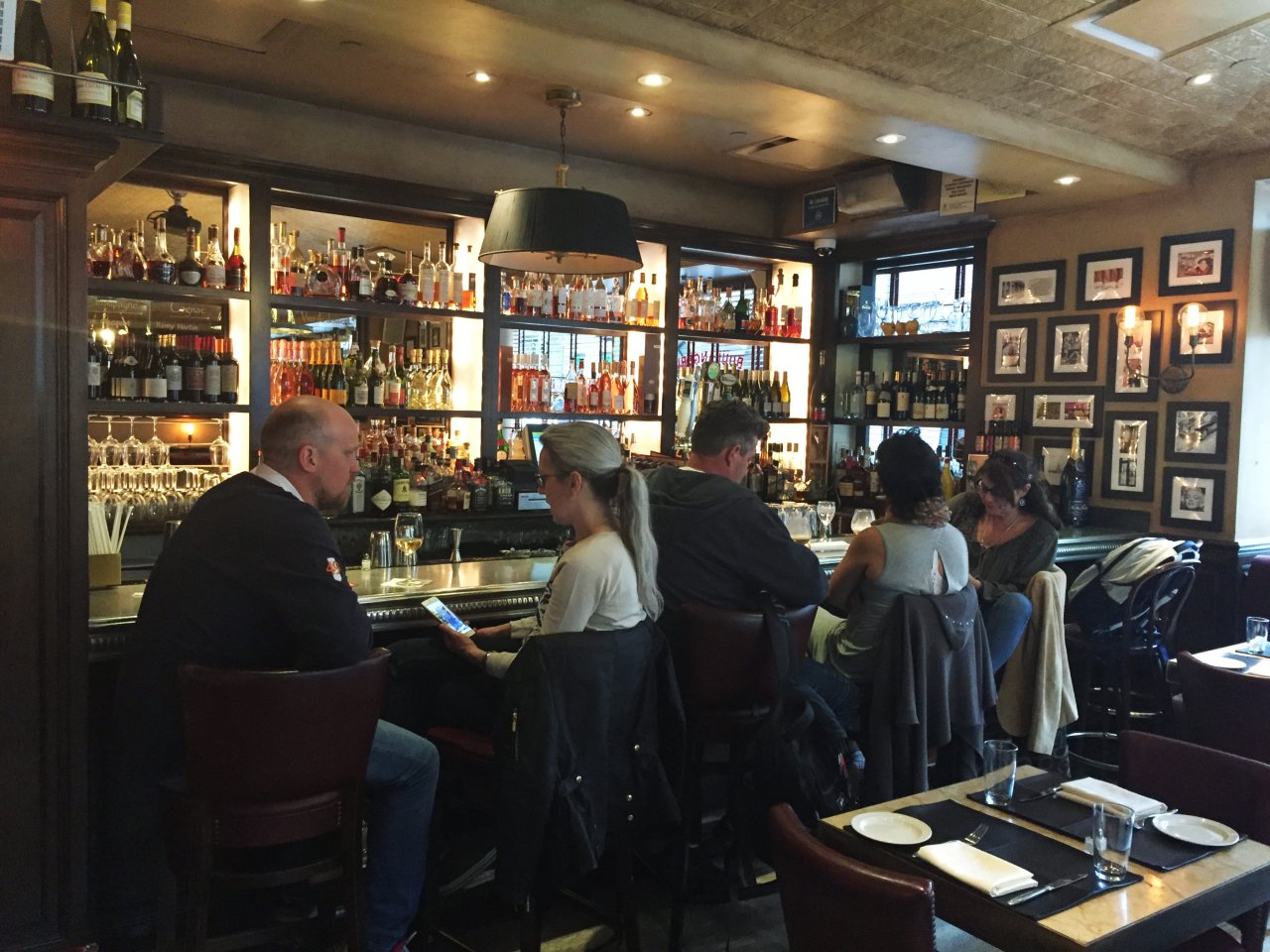 bar interior of Brasserie Cognac