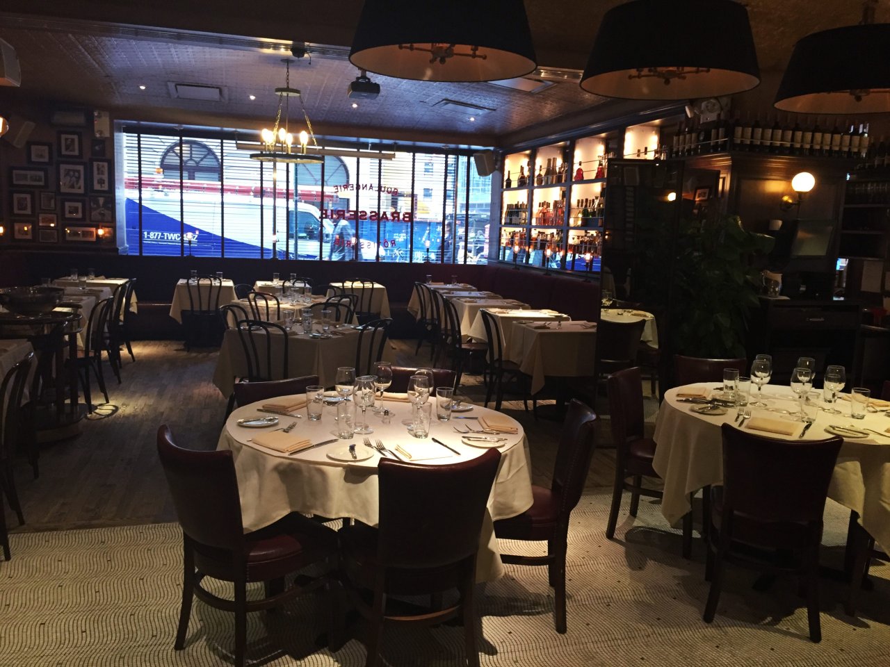 restaurant interior of Brasserie Cognac