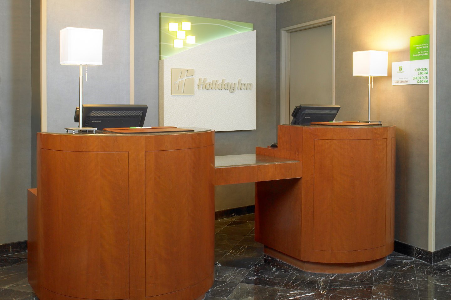 Holiday Inn New York City Wall Street interior