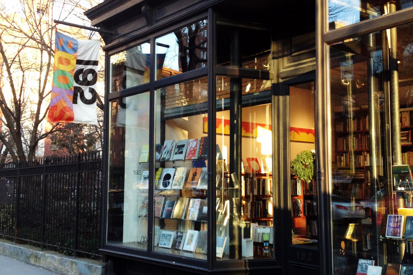 all-in-nyc_192_books