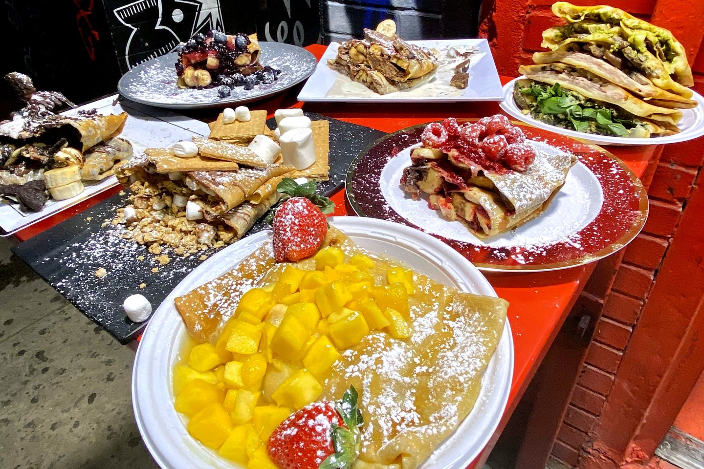 Courtesy, Creperie