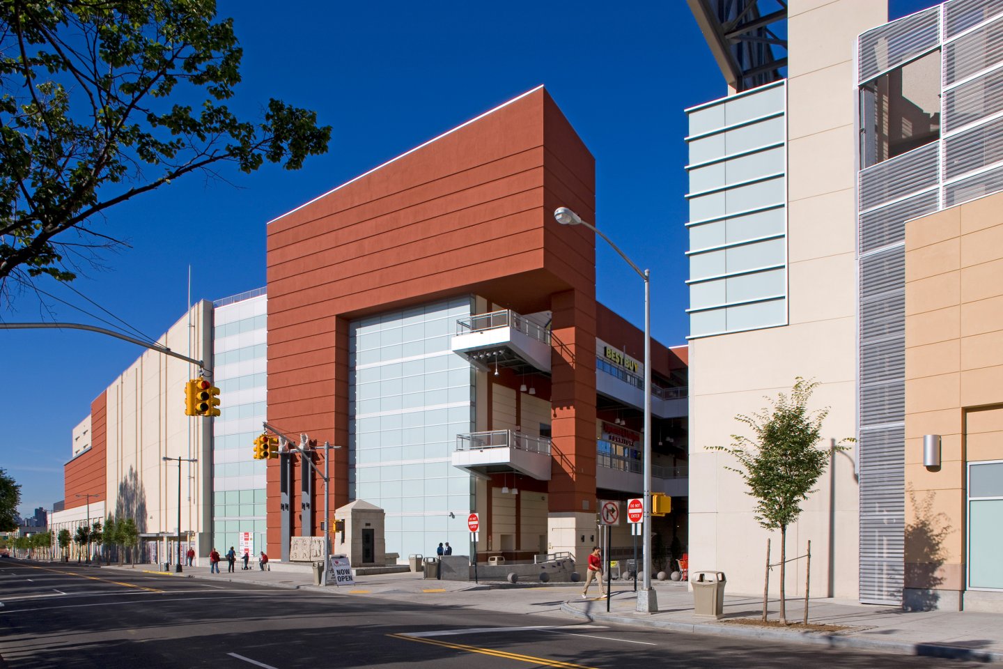 Bronx Terminal Market Exterior