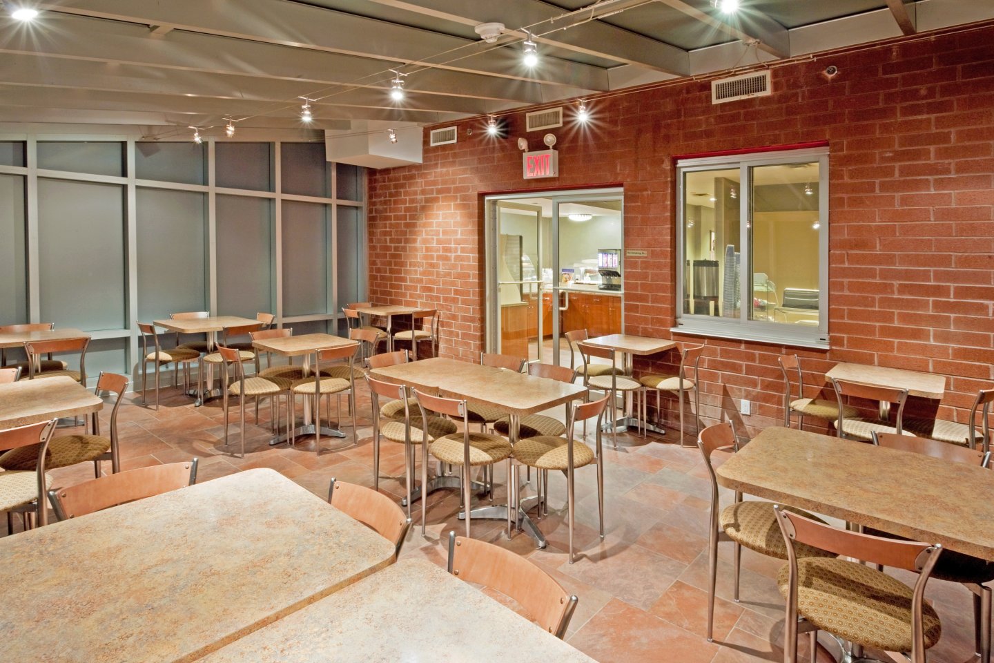 Holiday Inn Express Times Square, cafe