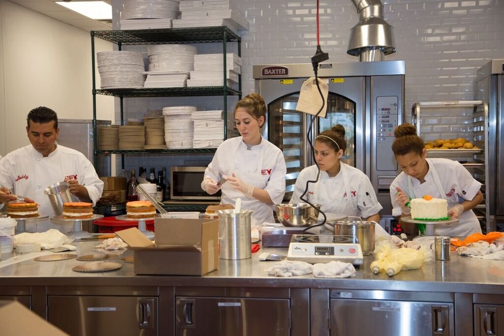 Carlo's Bakery baking