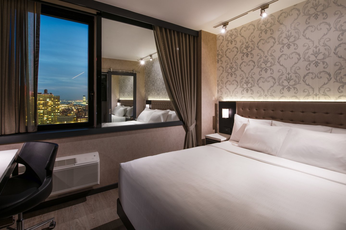 deluxe room, king