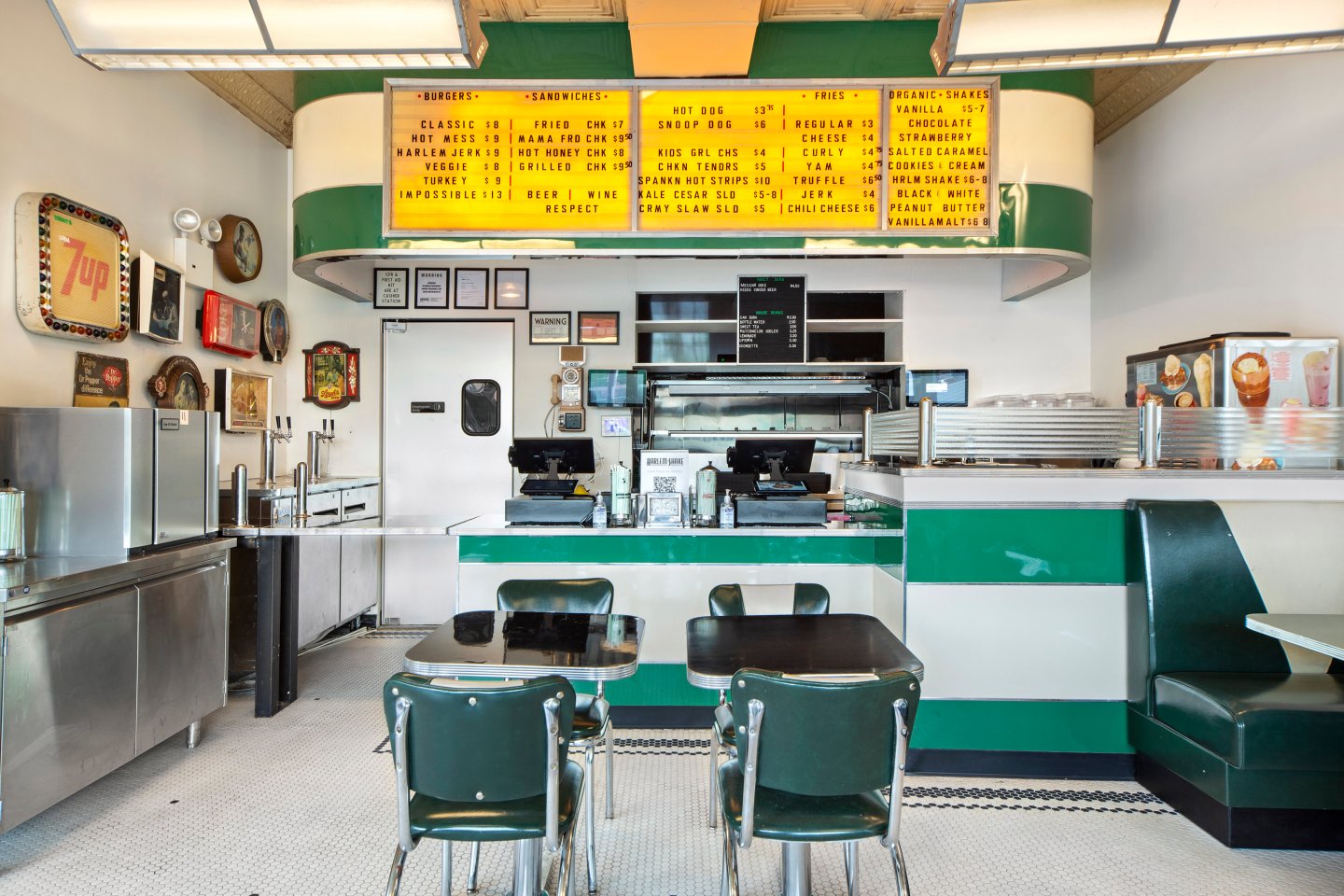 Interior of Harlem Shake