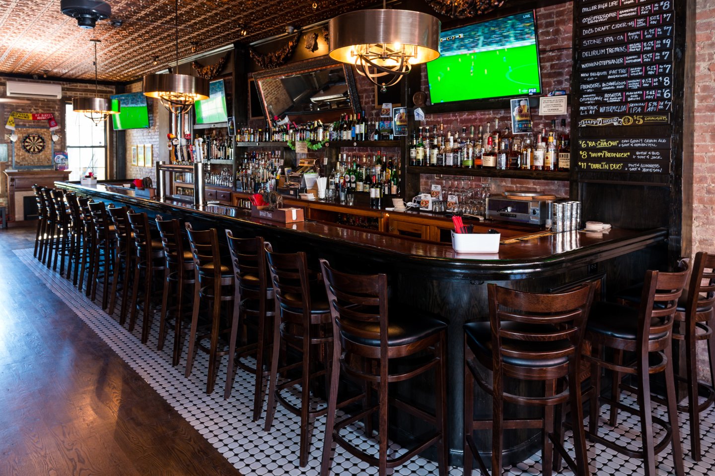 Fulton Ale House Interior