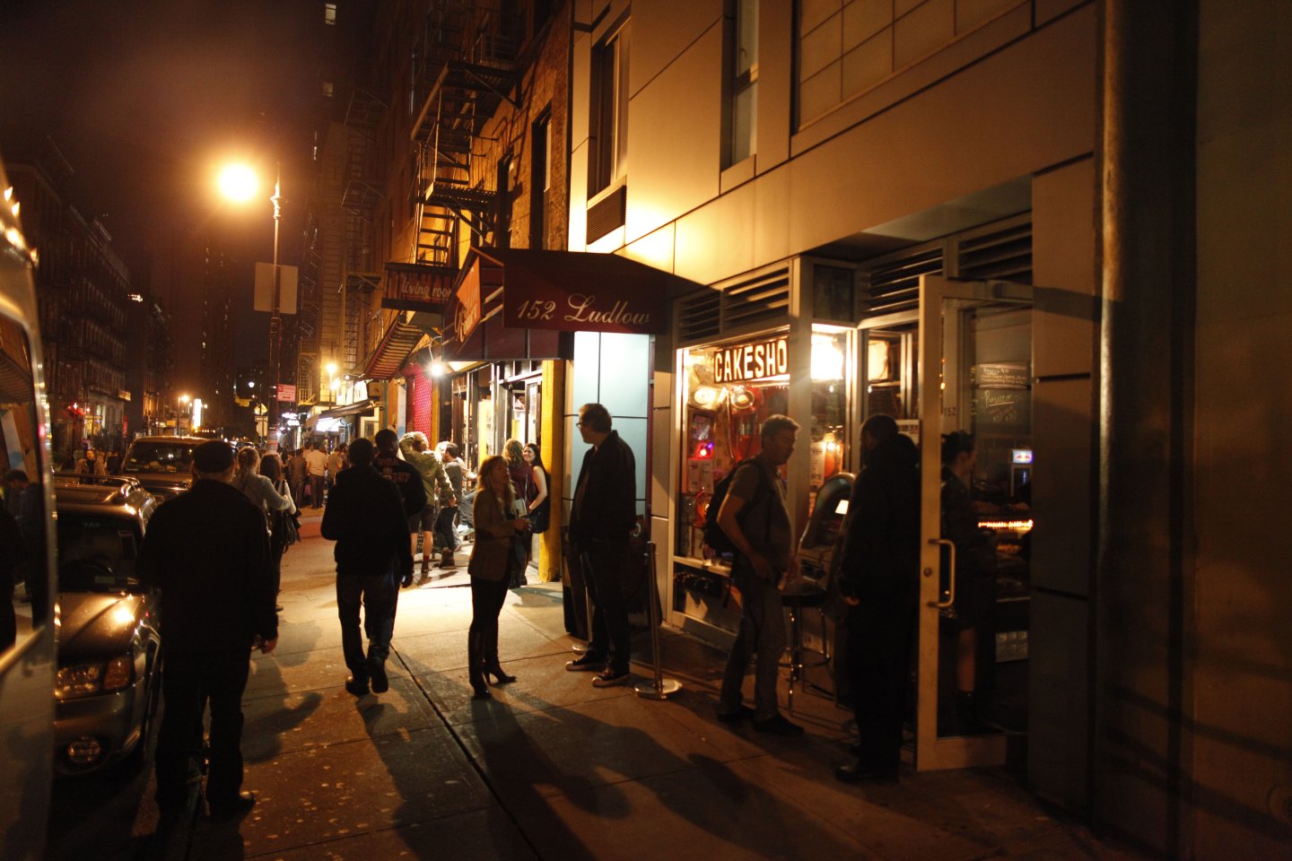 Cake Shop, exterior