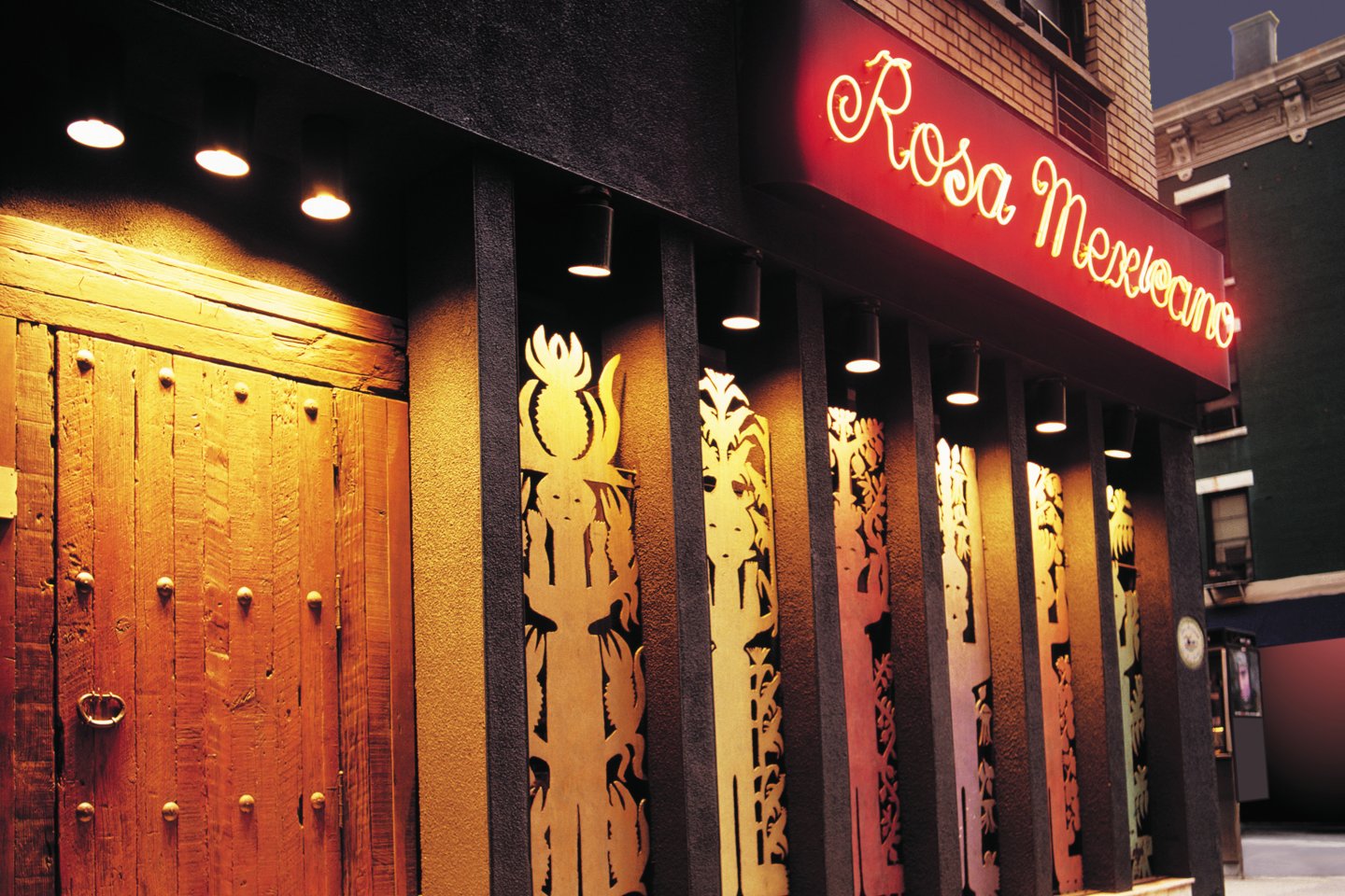Rosa Mexicano - First Avenue, exterior