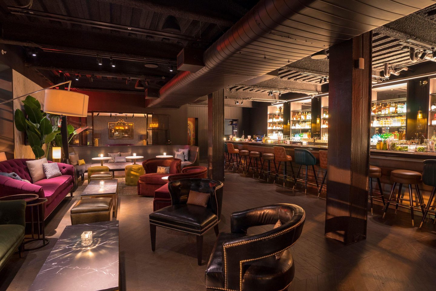 The James, Bar, Lounge