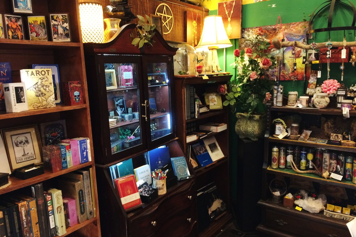 Quimby's Bookstore, Interior, Bookstore, Books, Shopping, Williamsburg, Brooklyn, NYC