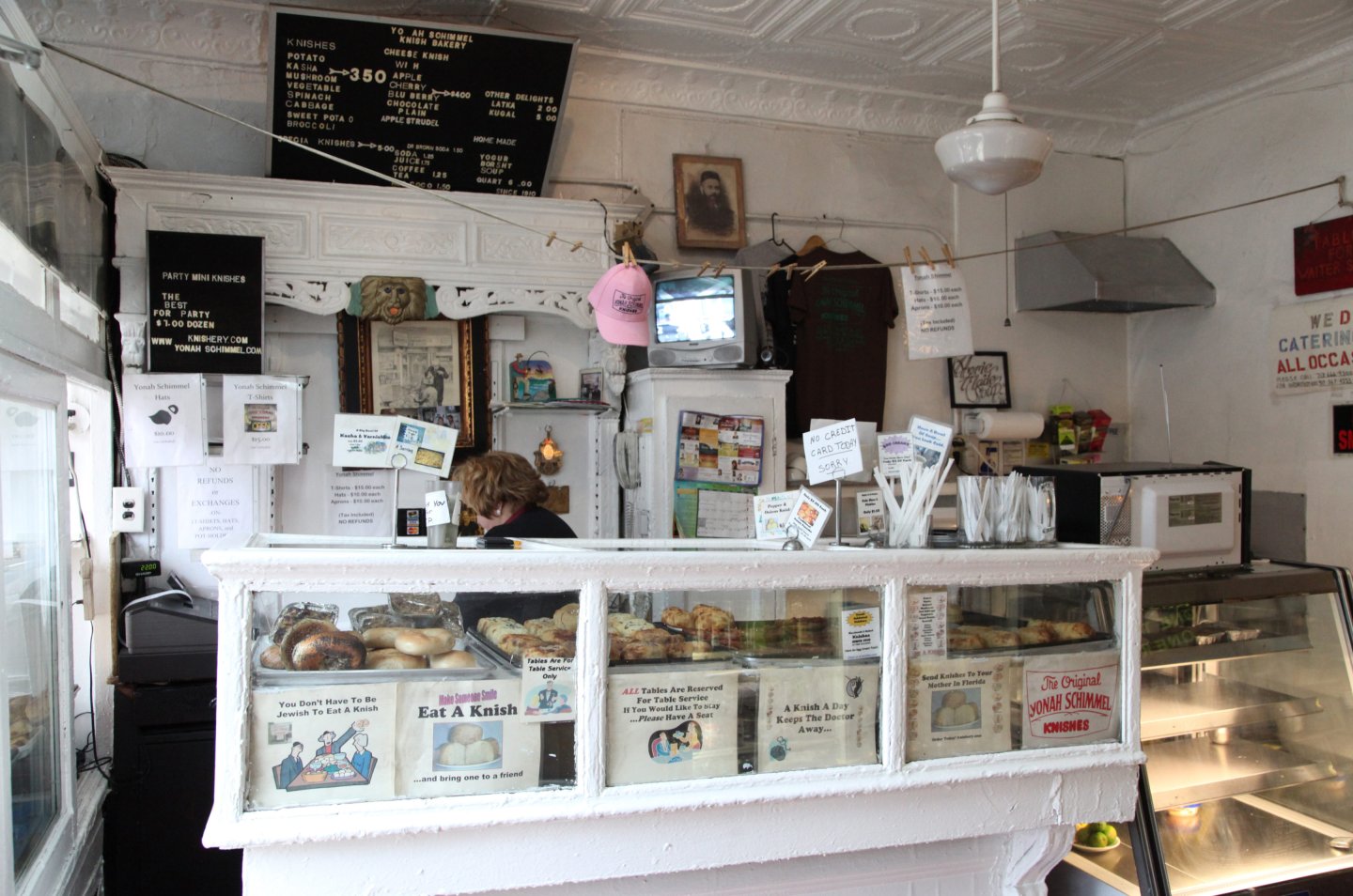 Yonah Schimmel Knish Bakery interior
