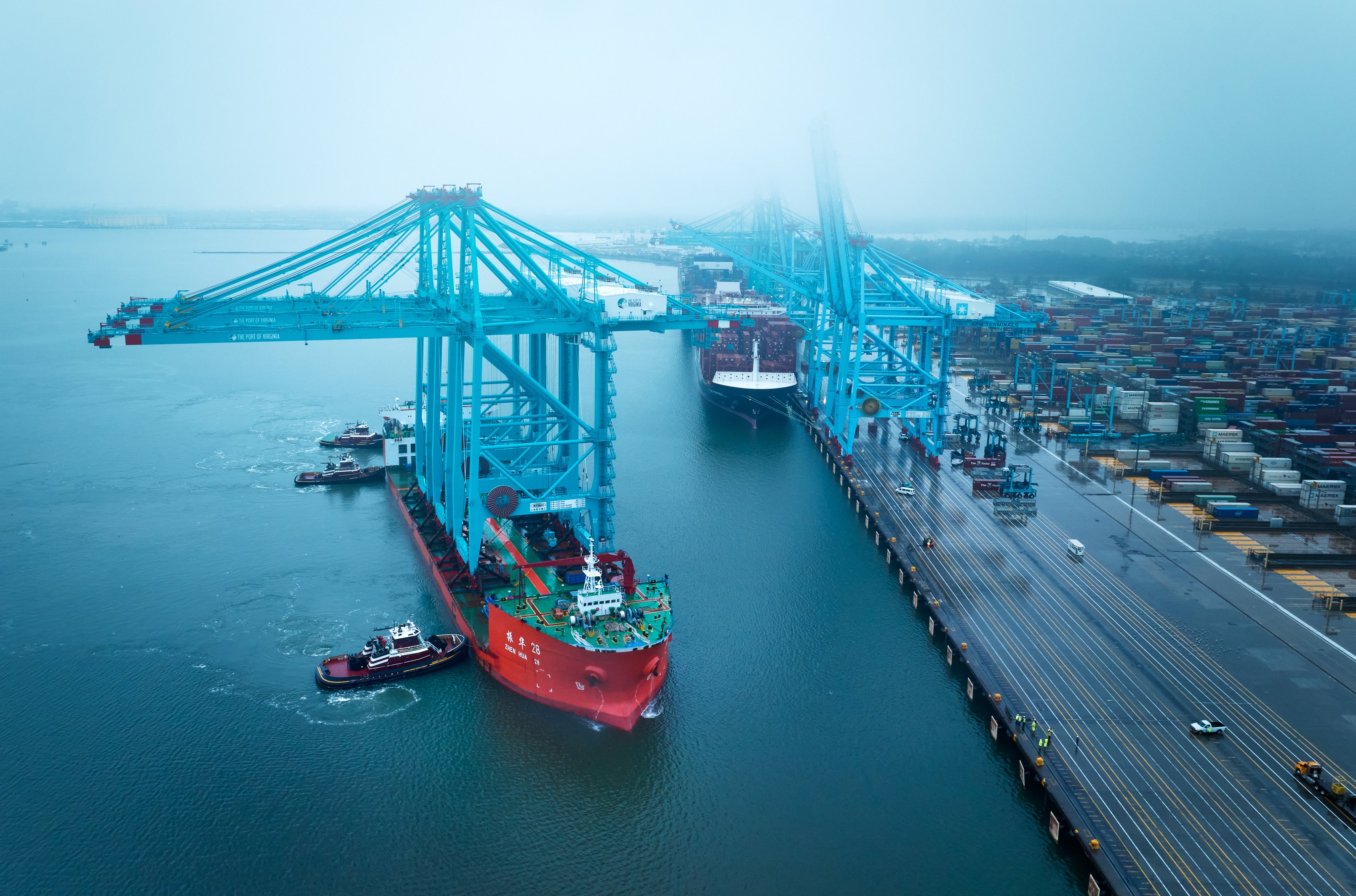 2025 VIG Ship-To-Shore (STS) Crane Arrival