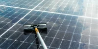 how to clean solar panels image