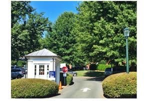 The parking lot on Hospital Drive at uva